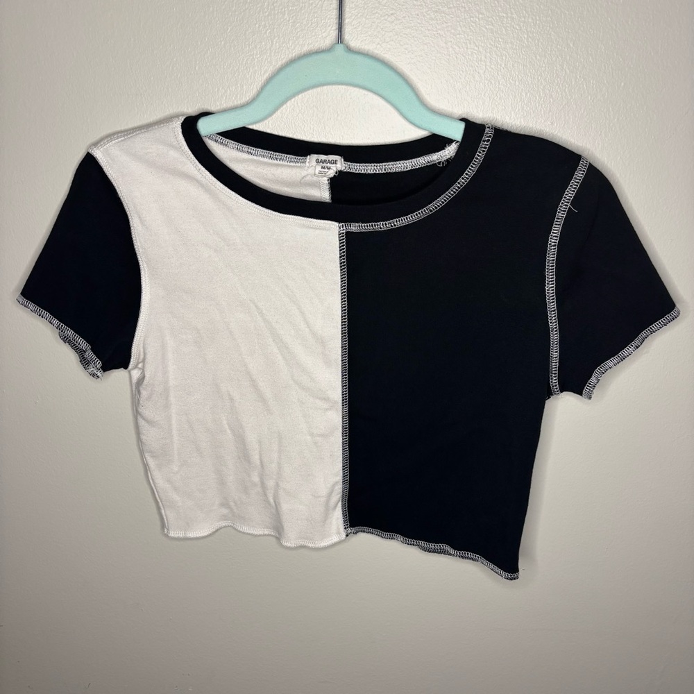 Garage Black and White Colorblock Crop Top size M